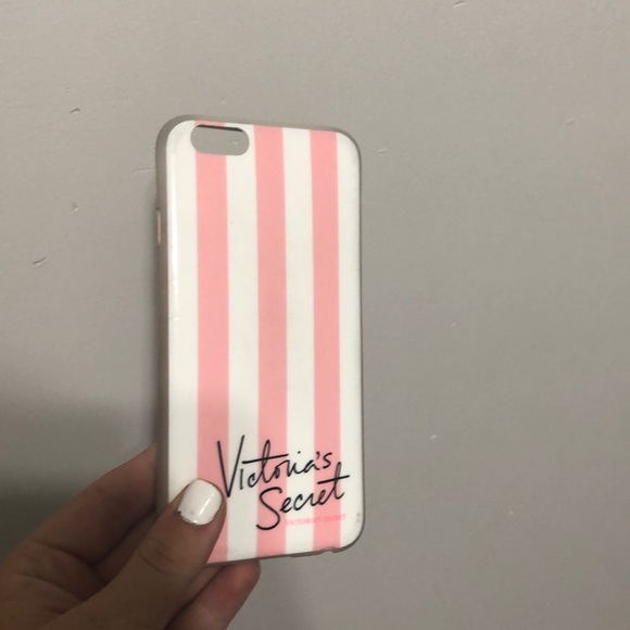 Victoria's Secret Accessories - iPhone 6 phone case Victoria's Secret Accessories - iPhone 6 phone case